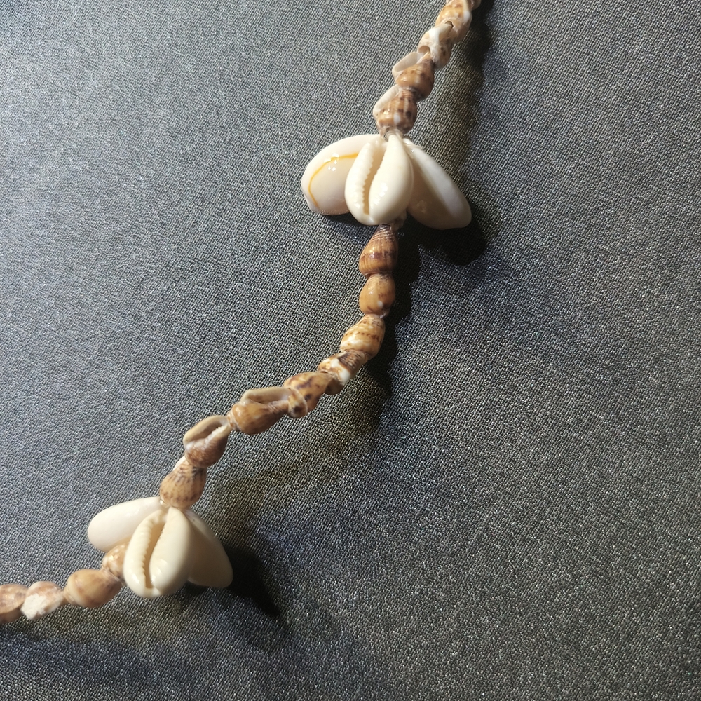 Handmade Shell Necklace - Picture 3 of 6